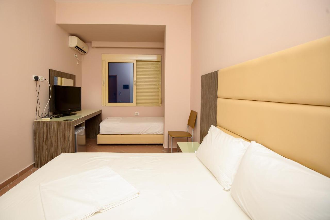 Hotel Aliko Vlore Bagian luar foto